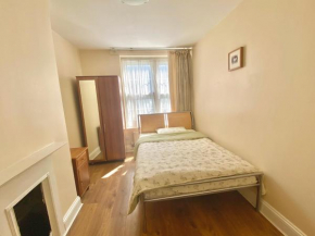 Separate rooms by the Thames